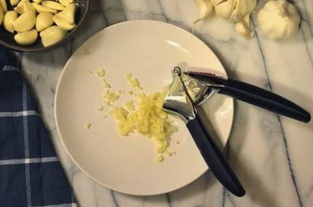 Салат с говядиной и грецким орехом Салат с говядиной и грецким орехом