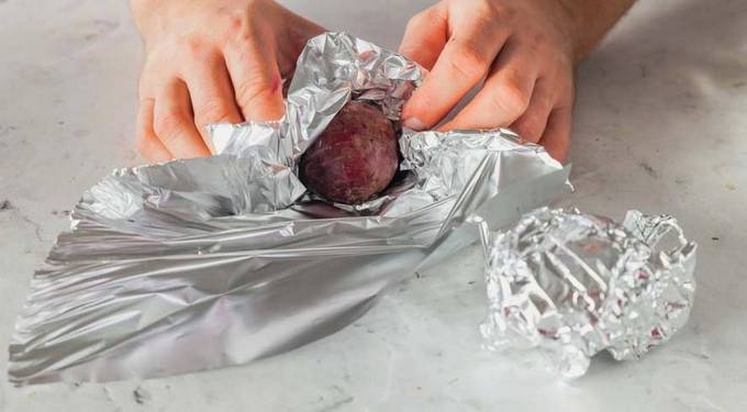 Салат из свеклы с черносливом Салат из свеклы с черносливом