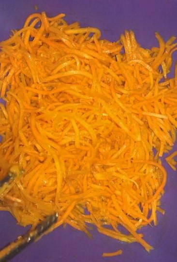 Салат с говядиной и морковью Салат с говядиной и морковью
