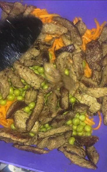 Салат с говядиной и морковью Салат с говядиной и морковью