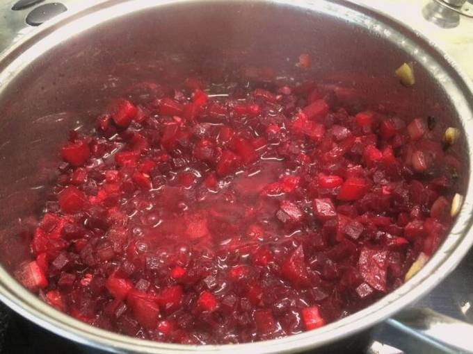 Салат из свеклы «Пальчики оближешь»