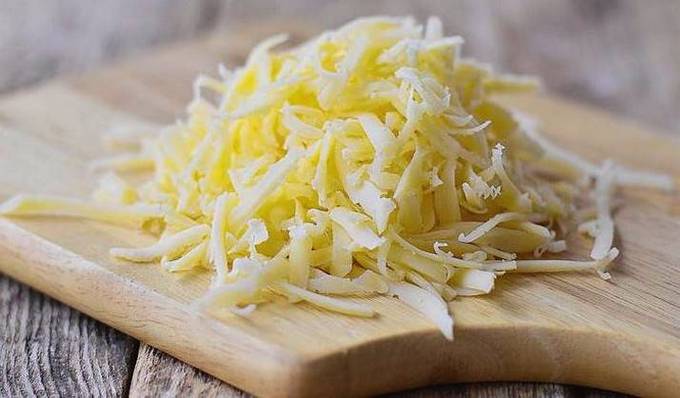 Салат с ветчиной и огурцом Салат с ветчиной и огурцом