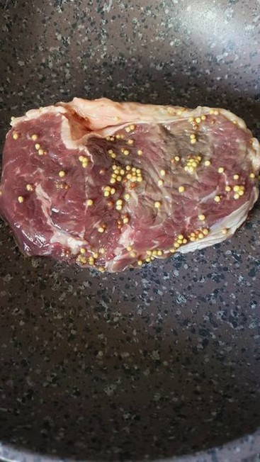 Салат с говядиной и рукколой Салат с говядиной и рукколой