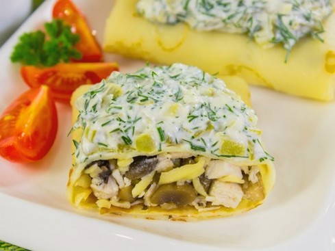 Блины, фаршированные курицей и грибами