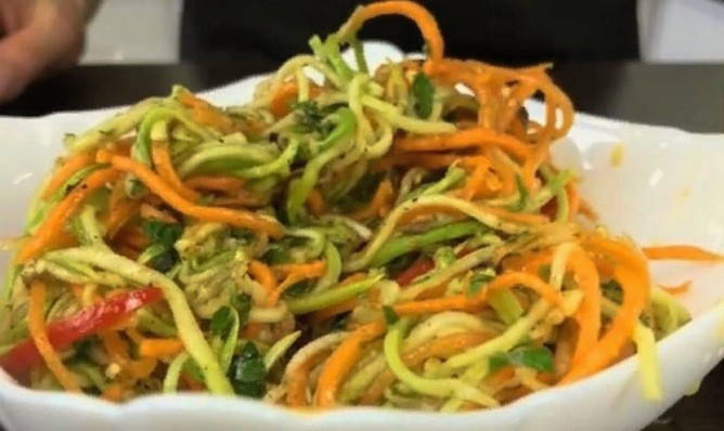 Кабачки по-корейски как на рынке