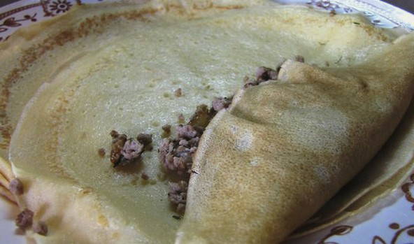 Блины, фаршированные с мясом