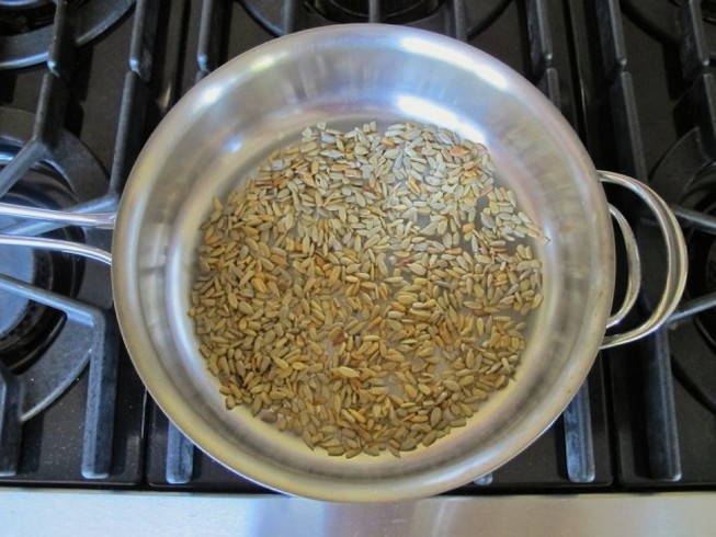 Салат с брокколи и клюквой