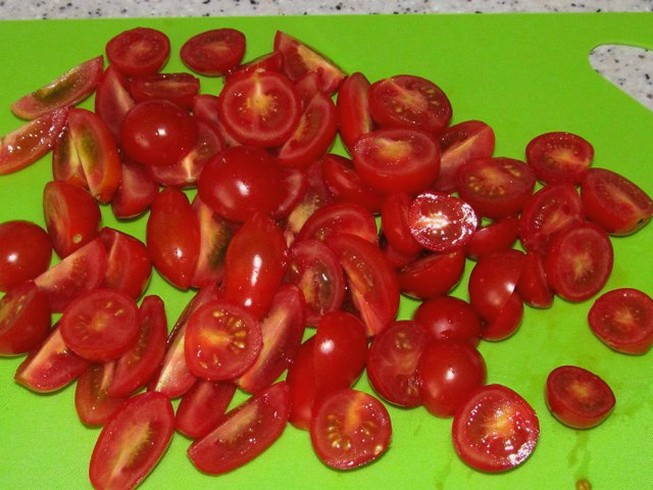 Салат с брокколи и огурцом Салат с брокколи и огурцом