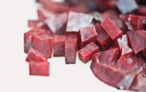 Салат из свеклы и яблок Салат из свеклы и яблок