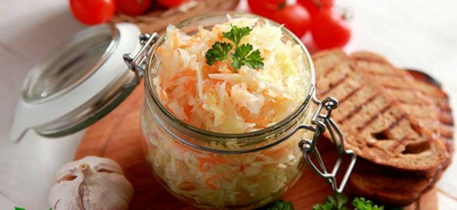 Квашеная капуста на зиму в банках