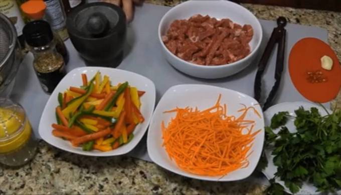 Салат с говядиной и баклажанами Салат с говядиной и баклажанами