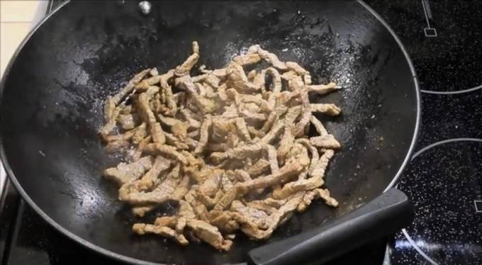 Салат с говядиной и баклажанами Салат с говядиной и баклажанами