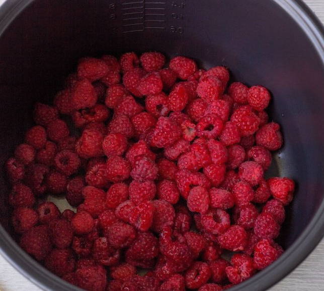 Малиновое варенье в мультиварке