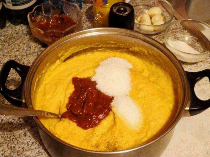 Икра из кабачков моркови и лука Икра из кабачков моркови и лука