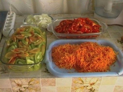 Маринованные зеленые помидоры по-корейски