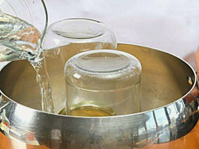 Варенье из сосновых шишек с медом Варенье из сосновых шишек с медом