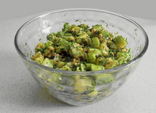 Салат из кабачков с грецкими орехами