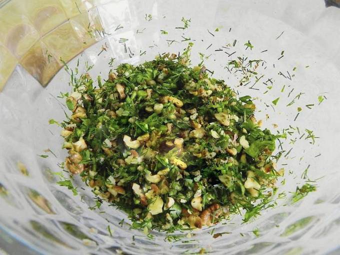 Салат из кабачков с грецкими орехами