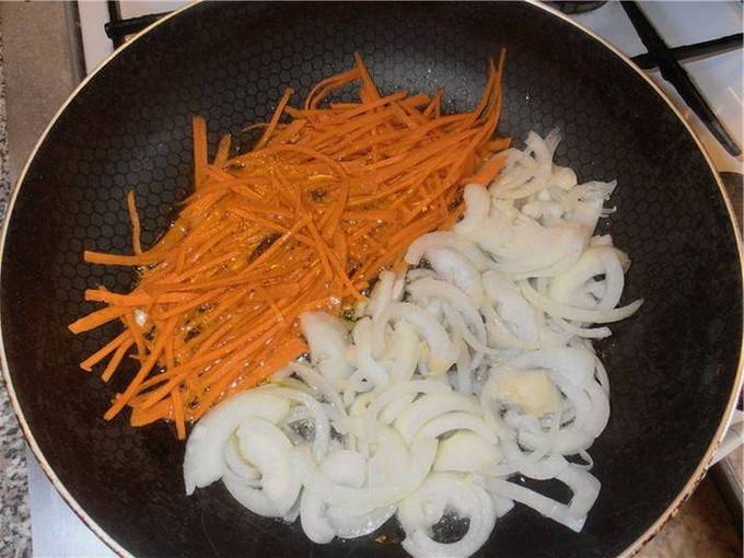 Салат из кабачков и моркови Салат из кабачков и моркови