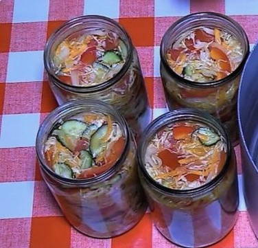 Салат Кубанский с капустой, огурцами и перцем болгарским на зиму