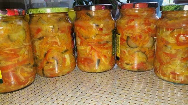 Салат Кубанский с капустой и огурцами на зиму