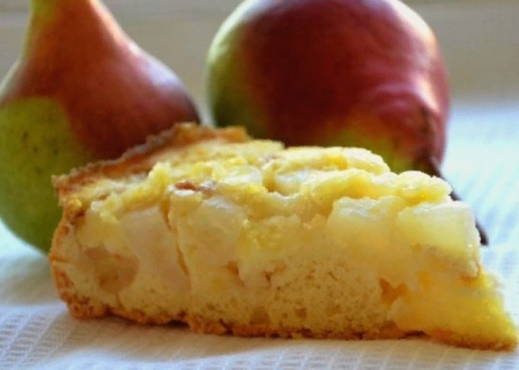 Самая простая шарлотка с грушами в духовке