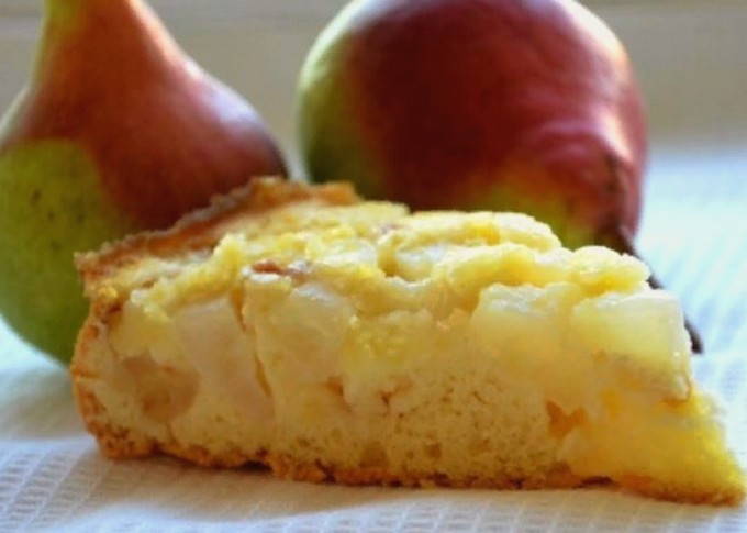 Самая простая шарлотка с грушами в духовке