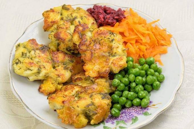 Рубленные котлеты из куриных грудок с сыром