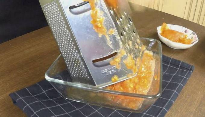 Гнезда с фаршем и сыром на сковороде Гнезда с фаршем и сыром на сковороде