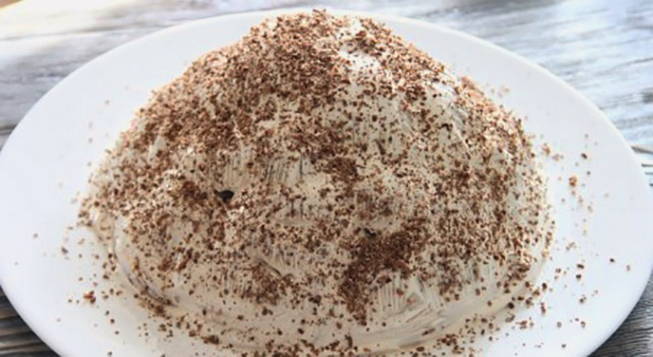Торт «Панчо» без выпечки с печеньем и ананасами