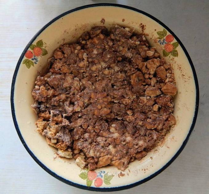 Торт из крошки печенья без выпечки со сгущенкой Торт из крошки печенья без выпечки со сгущенкой