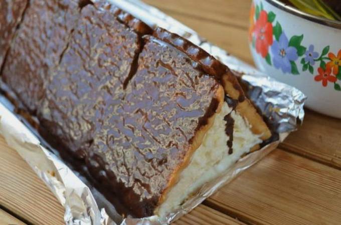 Торт из печенья без выпечки с творогом и бананом Торт из печенья без выпечки с творогом и бананом