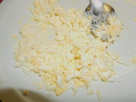 Малахитовый салат с курицей и киви