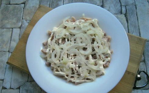 Салат «Подсолнух» с куриной грудкой Салат «Подсолнух» с куриной грудкой