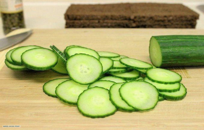 Круассаны со сливочным сыром и семгой Круассаны со сливочным сыром и семгой