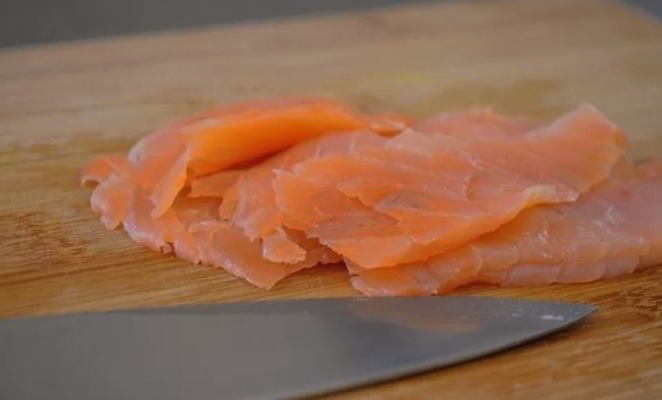 Круассаны со сливочным сыром и семгой Круассаны со сливочным сыром и семгой