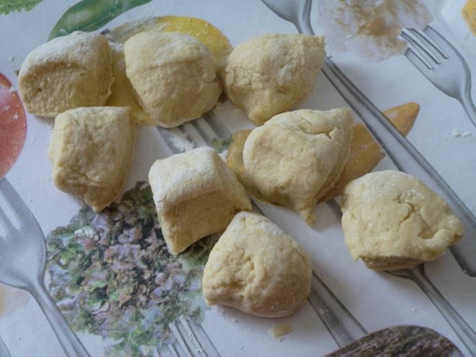 Коржи на сметане для торта на сковороде Коржи на сметане для торта на сковороде