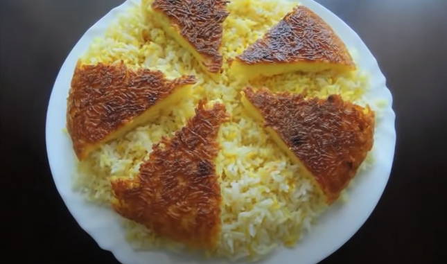 Азербайджанский плов с курагой и изюмом