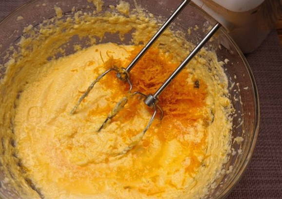 Апельсиновый кекс с пропиткой Апельсиновый кекс с пропиткой