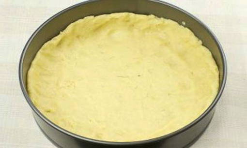 Песочный пирог с брусникой и сметаной Песочный пирог с брусникой и сметаной