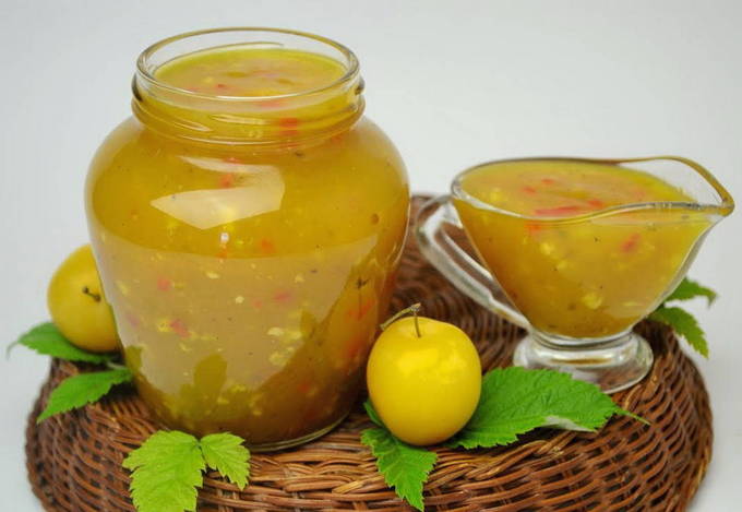 Соус из алычи к мясу на зиму очень вкусный Соус из алычи к мясу на зиму очень вкусный