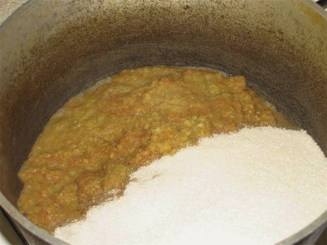 Яблочное пюре с сахаром через мясорубку на зиму Яблочное пюре с сахаром через мясорубку на зиму