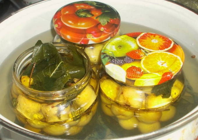 Компот из ранеток с лимонной кислотой на зиму Компот из ранеток с лимонной кислотой на зиму