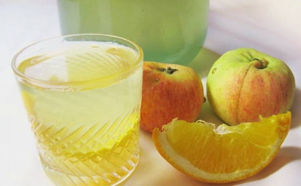 Компот из ранеток и апельсина на 2-литровую банку на зиму