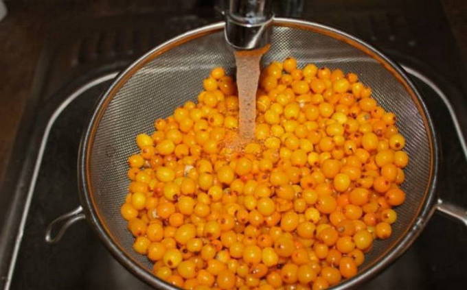 Компот из облепихи на 2-литровую банку на зиму