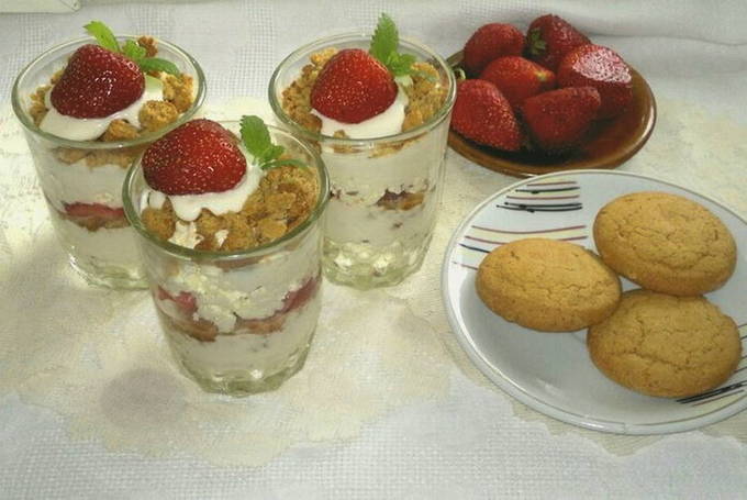 Трайфл с клубникой Трайфл с клубникой