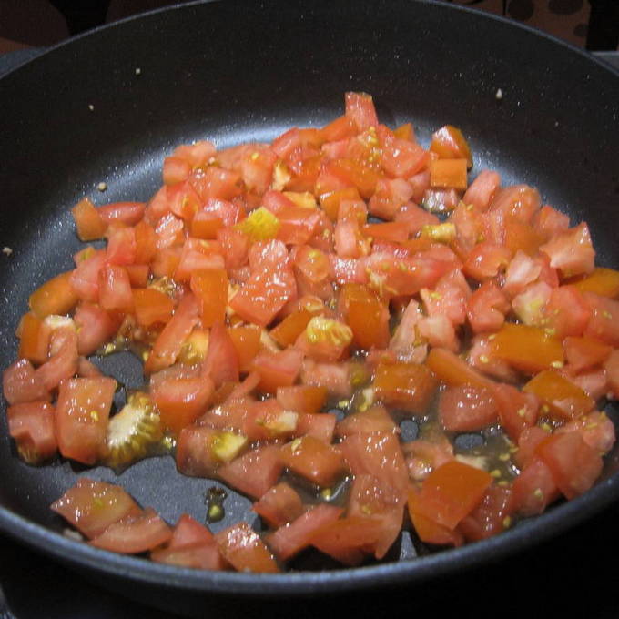 Омлет с сыром и помидорами Омлет с сыром и помидорами
