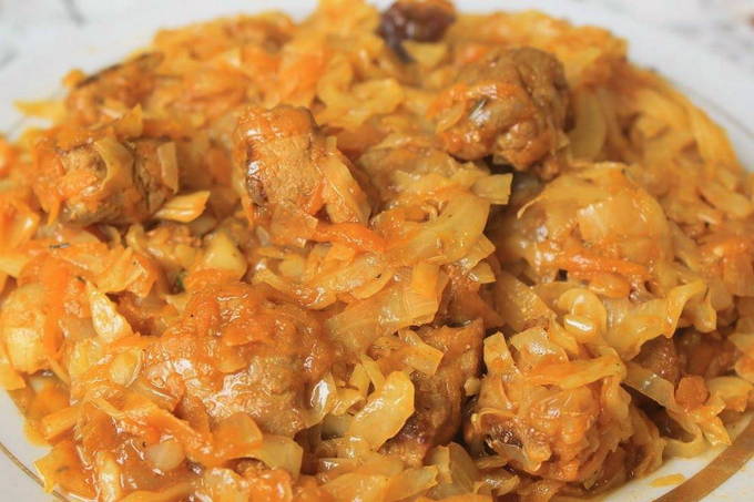 Бигус из свежей капусты с мясом Бигус из свежей капусты с мясом