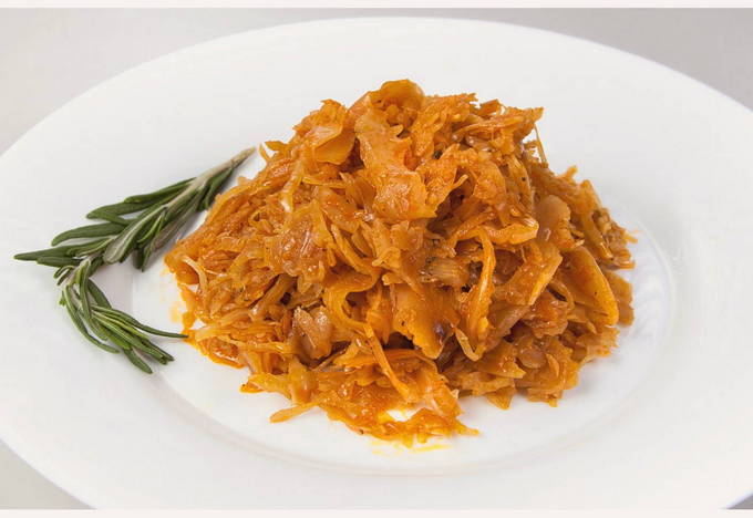 Капуста, тушенная классическая