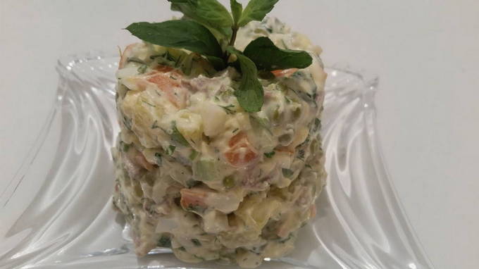 Салат «Столичный» классический